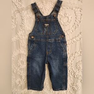 OshKosh B'gosh Baby Bib Overalls Blue Denim Size 12M Carpenter jean Snap Closure